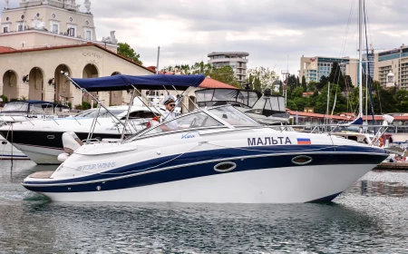 Four Winns Vista 258